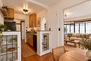 3121 Franklin Ave E, Seattle, WA 98102 - Photo 10
