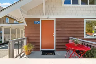 1704 22nd St, Bellingham, WA 98225 - Photo 2