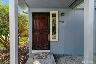 9031 Fremont Ave N, Seattle, WA 98103 - Photo 18