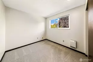 9031 Fremont Ave N, Seattle, WA 98103 - Photo 24