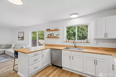 5650 Swift Creek Drive, Mount Vernon, WA 98273 - Photo 8