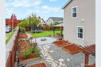 107 Voss Street NE, Orting, WA 98360 - Photo 30