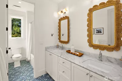 6858 26th Avenue NE, Seattle, WA 98115 - Photo 28