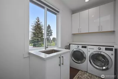 12219 Military Road S, SeaTac, WA 98168 - Photo 24