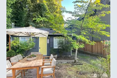 2727 NE 92nd Street #b, Seattle, WA 98115 - Photo 1