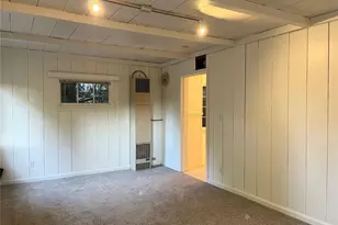 2727 NE 92nd St, Seattle, WA 98115 - Photo 6