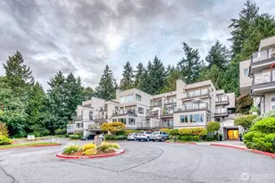 11122 NE 41st Dr, Kirkland, WA 98033 - Photo 1