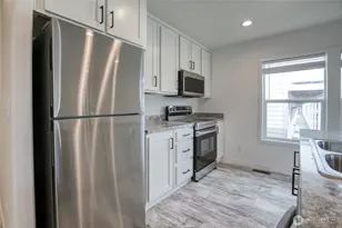 627 -D Sunset Ave NE, Ocean Shores, WA 98569 - Photo 14