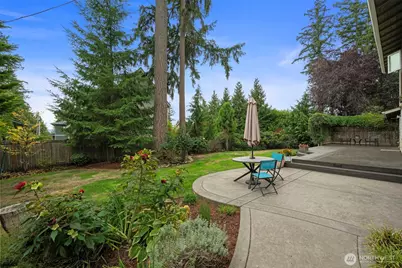 21143 NE 16th Street, Sammamish, WA 98074 - Photo 22