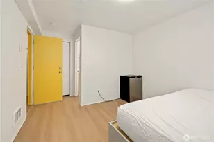 5612 A Roosevelt Way NE, Seattle, WA 98105 - Photo 10