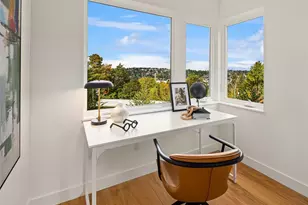 530 W Barrett St, Seattle, WA 98119 - Photo 12