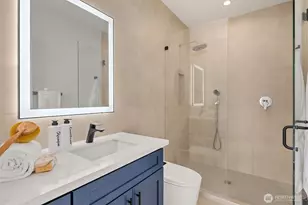 530 W Barrett St, Seattle, WA 98119 - Photo 16