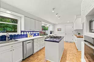 8515 27th Ave NE, Seattle, WA 98115 - Photo 12