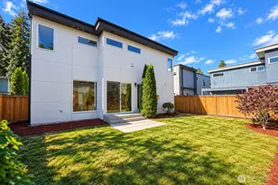 13768 Wayne Pl N, Seattle, WA 98133 - Photo 26