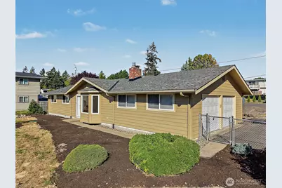 4324 108th Avenue E, Edgewood, WA 98372 - Photo 2