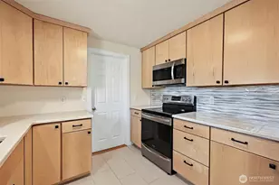 4324 108th Ave E, Edgewood, WA 98372 - Photo 10