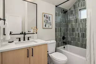 2534 30th Ave W, Seattle, WA 98199 - Photo 18