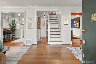 1207 NE 80th St, Seattle, WA 98115 - Photo 8