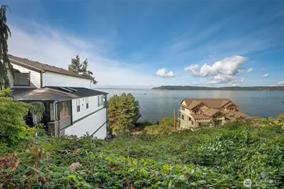12016 Possession Lane, Edmonds, WA 98026 - Photo 2