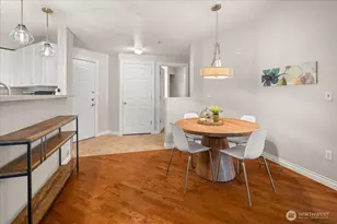 7711 NE 175th St, Kenmore, WA 98028 - Photo 10