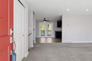 864 Natalie Pl, Enumclaw, WA 98022 - Photo 4