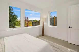 532 W Barrett St, Seattle, WA 98119 - Photo 14