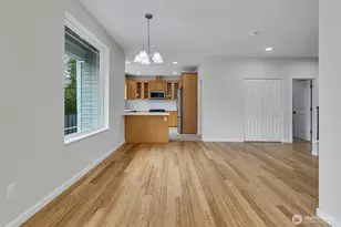 15724 King Pl, Lynnwood, WA 98087 - Photo 16