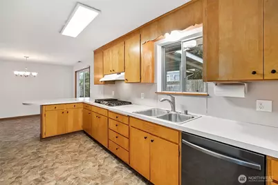 710 Kelsey Street SE, Tumwater, WA 98501 - Photo 12