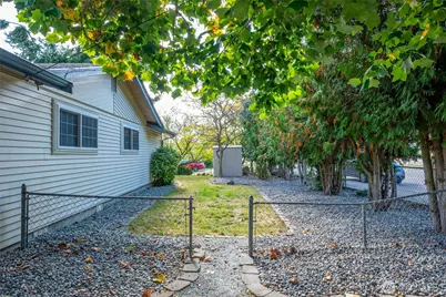 687 SW 3rd Avenue, Oak Harbor, WA 98277 - Photo 34