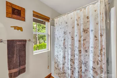 160 6th Avenue SE, Issaquah, WA 98027 - Photo 26