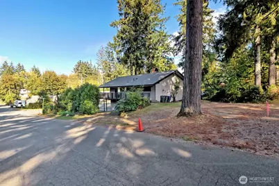 927 Grant Avenue, Shelton, WA 98584 - Photo 2