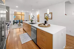 1119 16th Ave, Seattle, WA 98122 - Photo 8