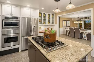 2647 80th Ave NE, Medina, WA 98039 - Photo 14