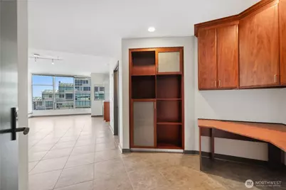 2033 2nd Avenue #1701, Seattle, WA 98121 - Photo 28