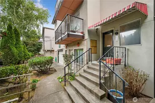 709 N 95th St, Seattle, WA 98103 - Photo 4