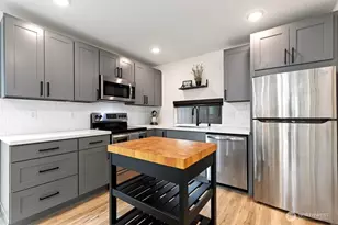 820 B S Rose St, Seattle, WA 98108 - Photo 8