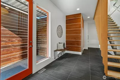 1522 211th Place NE, Sammamish, WA 98074 - Photo 2