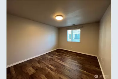 12004 Slater Avenue NE #D5, Kirkland, WA 98034 - Photo 8