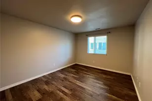 12004 Slater Ave NE, Kirkland, WA 98034 - Photo 8