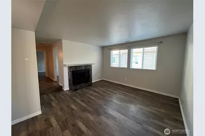 12004 Slater Avenue NE #D5, Kirkland, WA 98034 - Photo 4