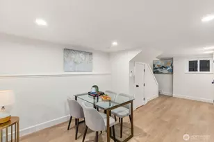 9752 Evanston Ave N, Seattle, WA 98103 - Photo 22