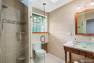 1805 NW 95th St, Seattle, WA 98117 - Photo 28