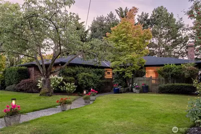 1805 NW 95th Street, Seattle, WA 98117 - Photo 1