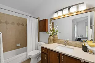 9513 Ashworth Ave N, Seattle, WA 98103 - Photo 22