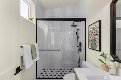 8126 17th Avenue SW #B, Seattle, WA 98106 - Photo 18