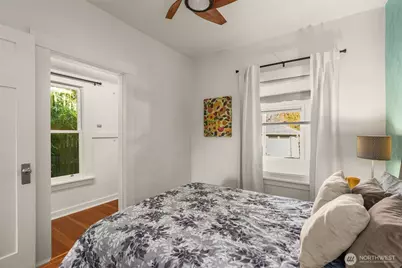 130 NW 74th Street, Seattle, WA 98117 - Photo 18