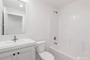 11310 202nd Ave E, Bonney Lake, WA 98391 - Photo 22