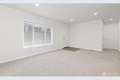 11310 202nd Avenue E, Bonney Lake, WA 98391 - Photo 2