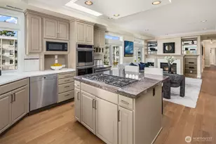 225 2nd St S, Kirkland, WA 98033 - Photo 18