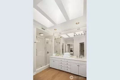 225 2nd Street S #D-8, Kirkland, WA 98033 - Photo 24